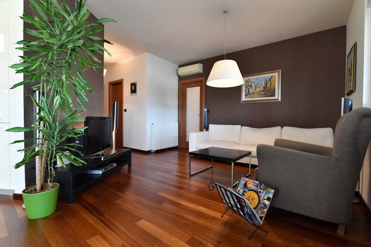 City Penthouse Vita Póla Kültér fotó
