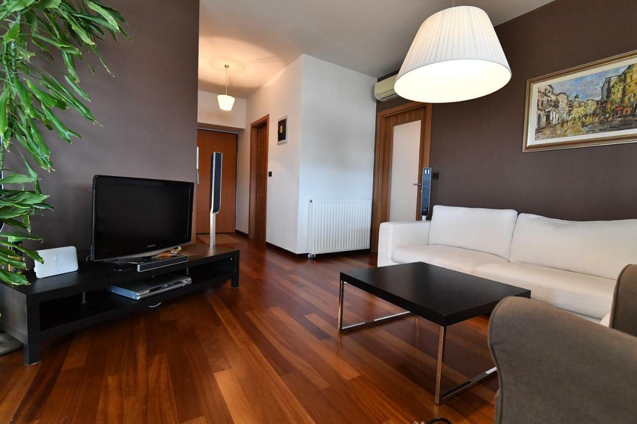 City Penthouse Vita Póla Kültér fotó