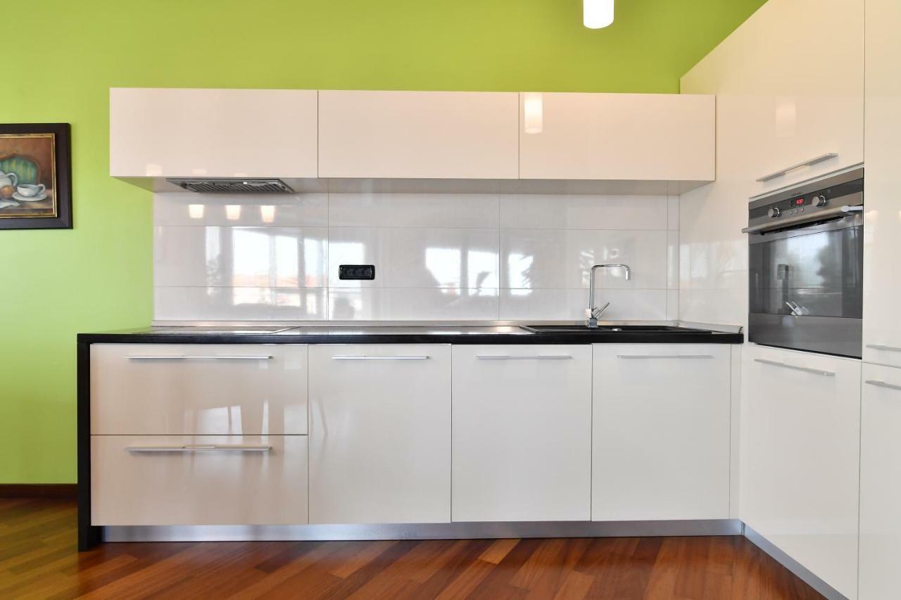 City Penthouse Vita Póla Kültér fotó