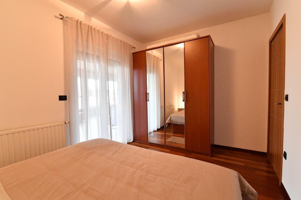 City Penthouse Vita Póla Kültér fotó