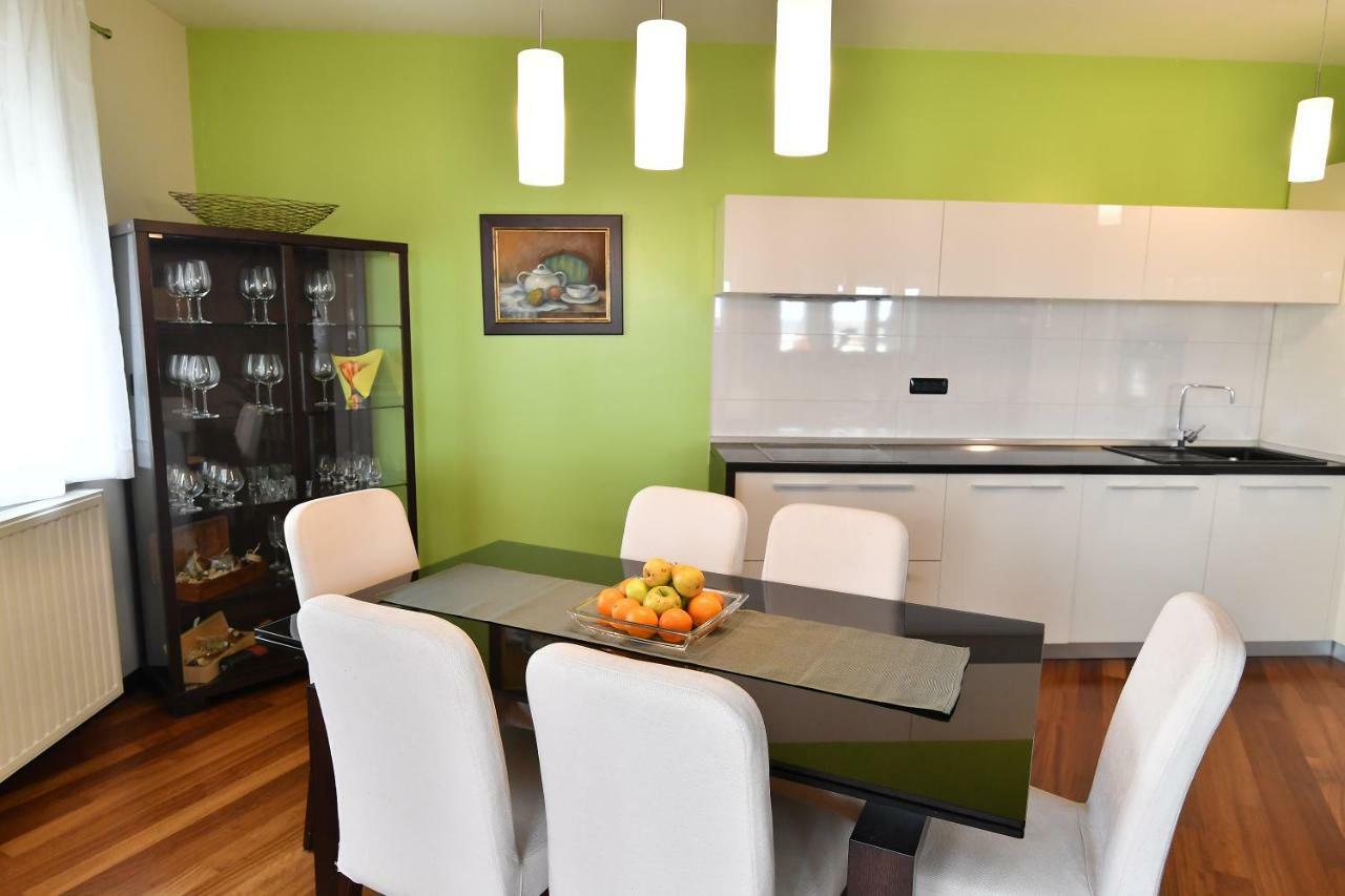 City Penthouse Vita Póla Kültér fotó